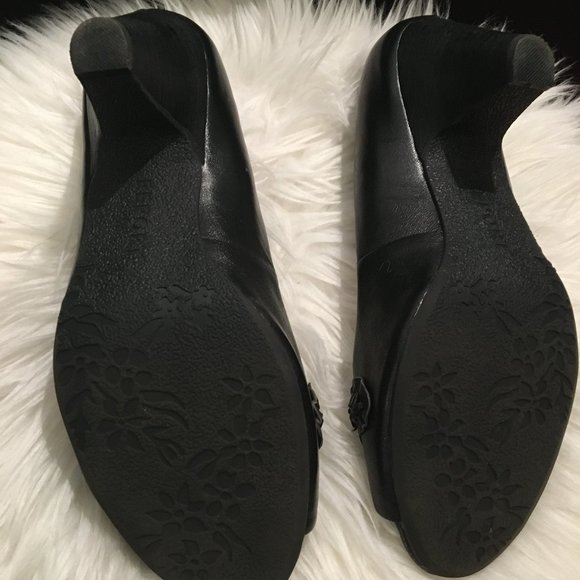 Report Tolly Black Rosette Open Toe Heels – Sz 9 - Picture 9 of 13